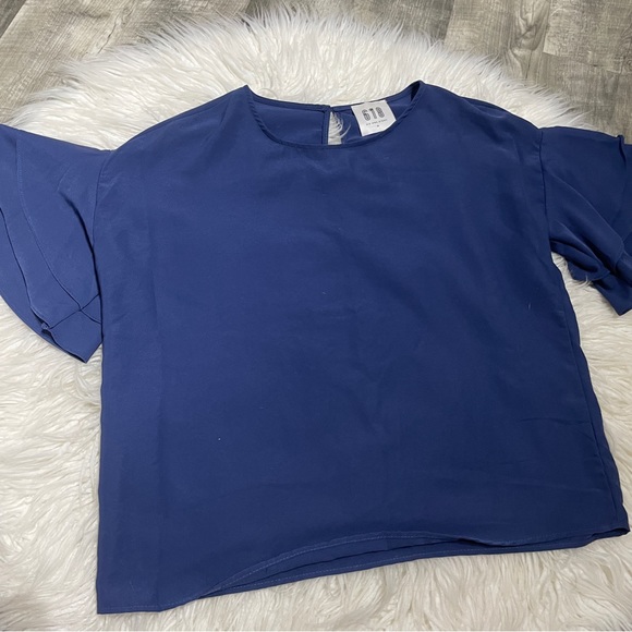 Blue blouse - Picture 2 of 4